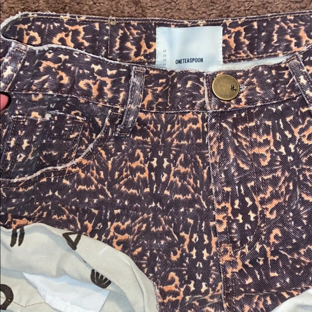 One Teaspoon Leopard Print Denim Shorts in Brown and Tan - Picture 2 of 6